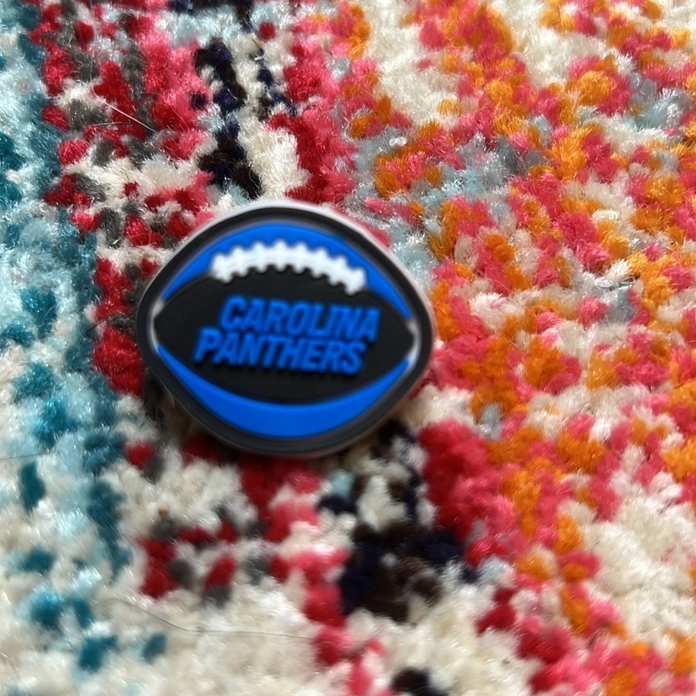 NFL Crocs Gibits - Picture 5 of 10